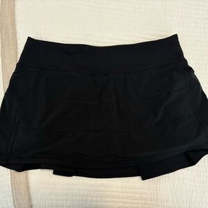 Lululelon Pace Rival Skirt